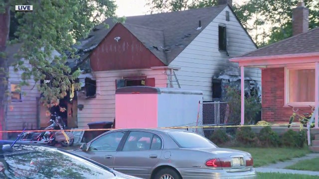 Two in custody after Detroit house fire early Thursday morning kills three