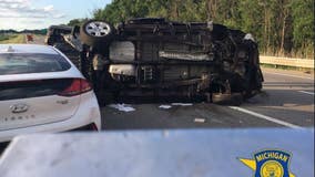 NB I-275 closed at Ecorse after fatal rollover crash involving multiple cars