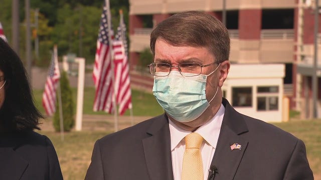 Veterans Affairs secretary tours Michigan sites delivering praise on COVID-19 response