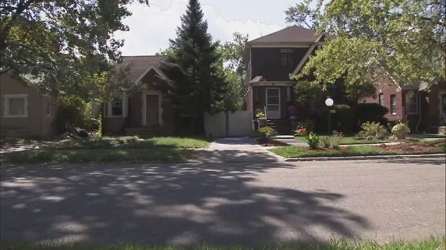 Duggan proposes plan to restore thousands of homes in Detroit and put Detroiters to work