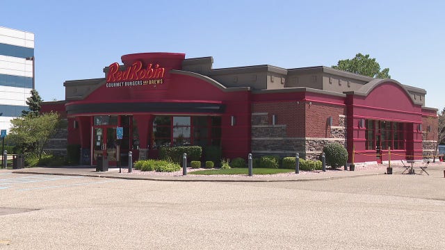 Clinton Twp Red Robin closed after three employees test positive for COVID-19
