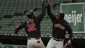 Reyes homers as Indians win 18th straight over Detroit, 10-5