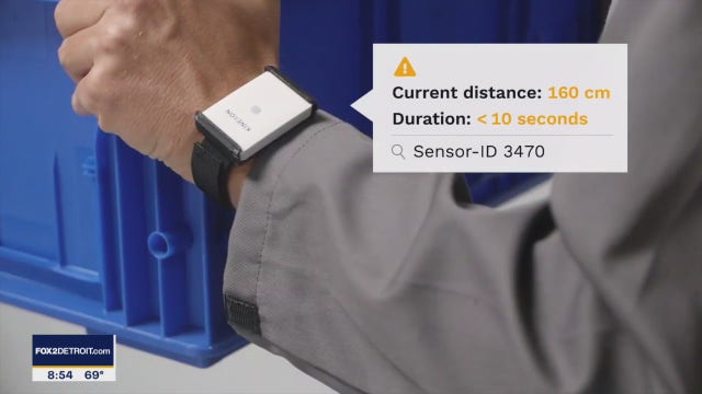Detroit Lions, NFL using wearable tracker to maintain safe distances, contract trace