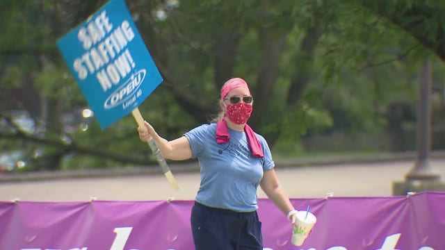 Ascension Providence nurses in Rochester Hills picket against hospital, threatening to strike