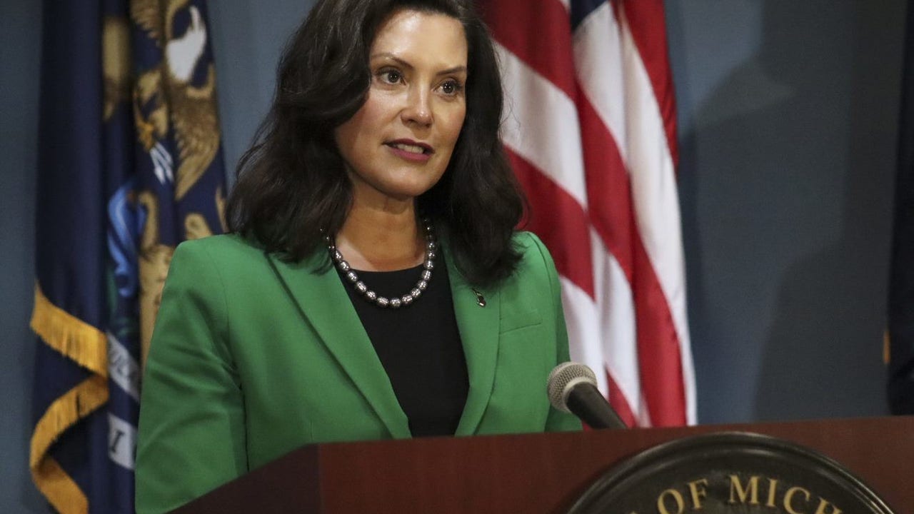 Government Gretchen Whitmer traveled to Florida to visit her sick father