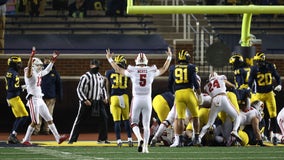 Michigan rocked by Wisconsin at the Big House, QB Milton gets benched