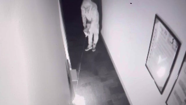 Suspects wanted in arson of Oakland County weight loss center