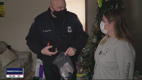 Troy Police organizes Christmas toy drive
