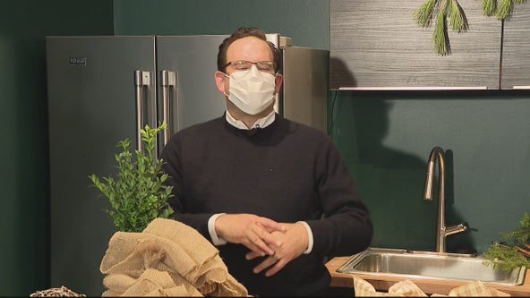 Kevin Miller from Twigs and Branches Floral shows us how to make our own garland