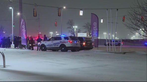 Detroit Police standoff with suspect ends, Metro Detroit's first snowfall, Andiamo Group urge defiance of rule
