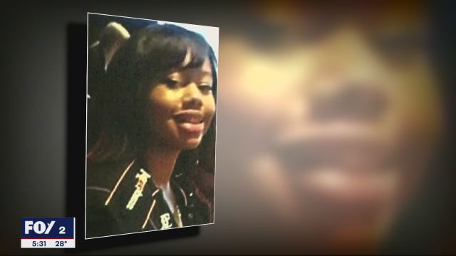 Community gathers with hopes of finding 16-year-old Amaria Hall