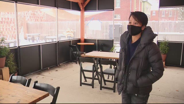Customers rally around Detroit restaurant that had heat lamps stolen from outdoor dining area