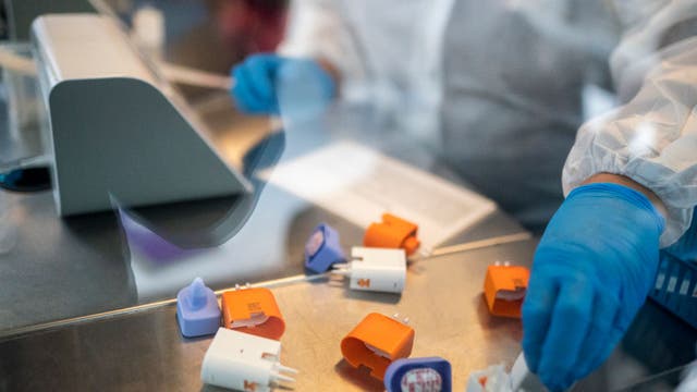 Michigan reports 2,706 more COVID-19 cases on Saturday and 222 more deaths