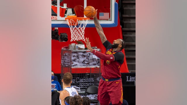 Sexton scores 32 points, Cavs beat Pistons 128-119 in 2 OT