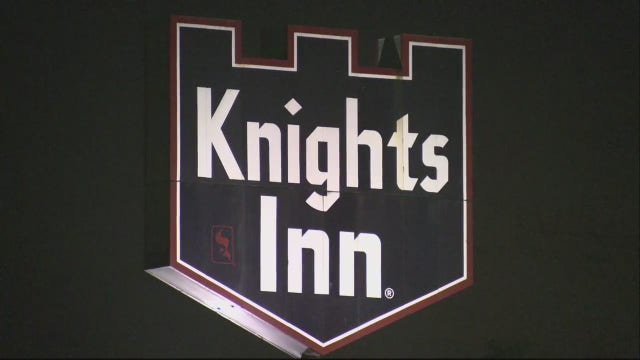 Warren police shoot burglary suspect at Madison Heights hotel