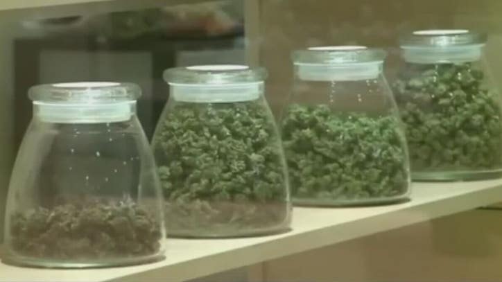 Detroit unveils effort to encourage Detroit-owned recreational pot shops - Vimarsana News
