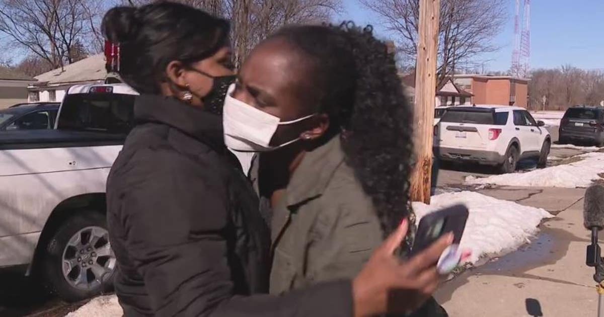 Mother of 4 wrongfully evicted by Detroit police gets new house as ...