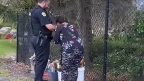 WATCH: Orlando officer buys all of street vendor’s flowers after complaint