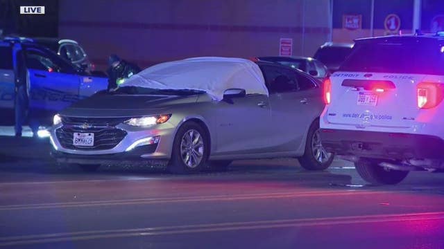 2 killed in triple shooting at Ashton, Schoolcraft on Detroit's west side