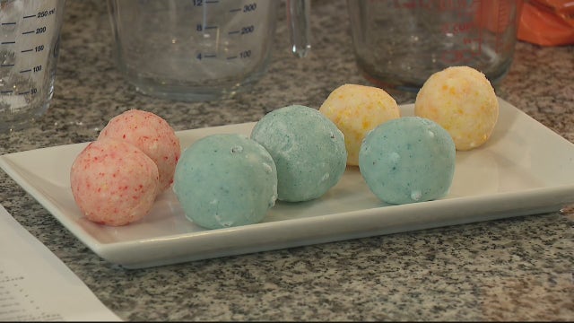 A bath bomb recipe that allows for lots of variations