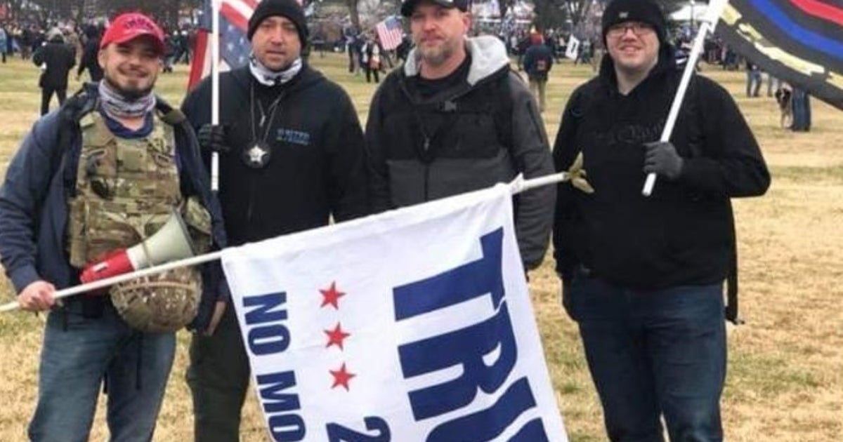 Two Macomb County men charged in Capitol Riot caught on video & took ...