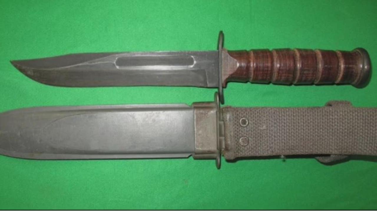 Man Accidentally Sells Grandfather S World War II Knife At Yard Sale   Ww2 Knife2 