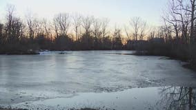 Frozen Michigan lakes no longer safe for recreation as warm air moves in, Oakland County sheriff says