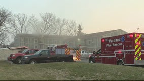 Garden City apartment fire displaces dozens