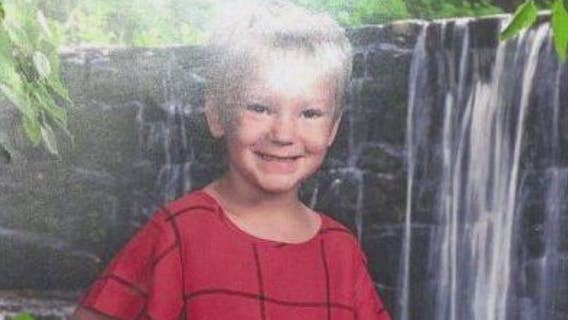 Family desperate to find endangered missing 7-year-old from Lincoln Park taken by mother