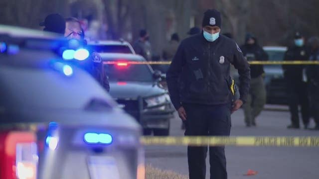 Officer shoots suspect who pointed AR-15 at police on Detroit's east side