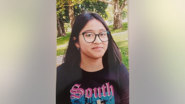 Detroit police seek teen girl missing for nearly a month