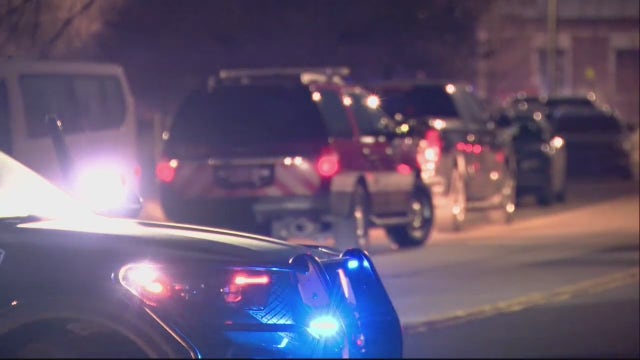 Tennessee double murder suspect surrenders after barricading self in Detroit house