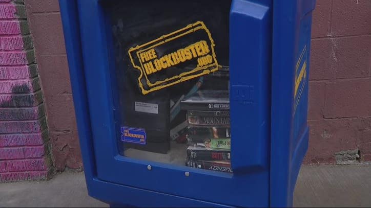 Free Blockbuster box in Detroit works lets you give a movie and take one - Vimarsana News