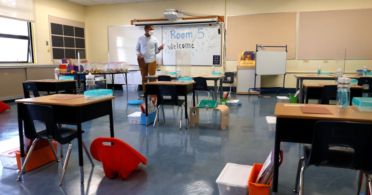 Detroit School Board approves vaccine requirement for teachers and ...