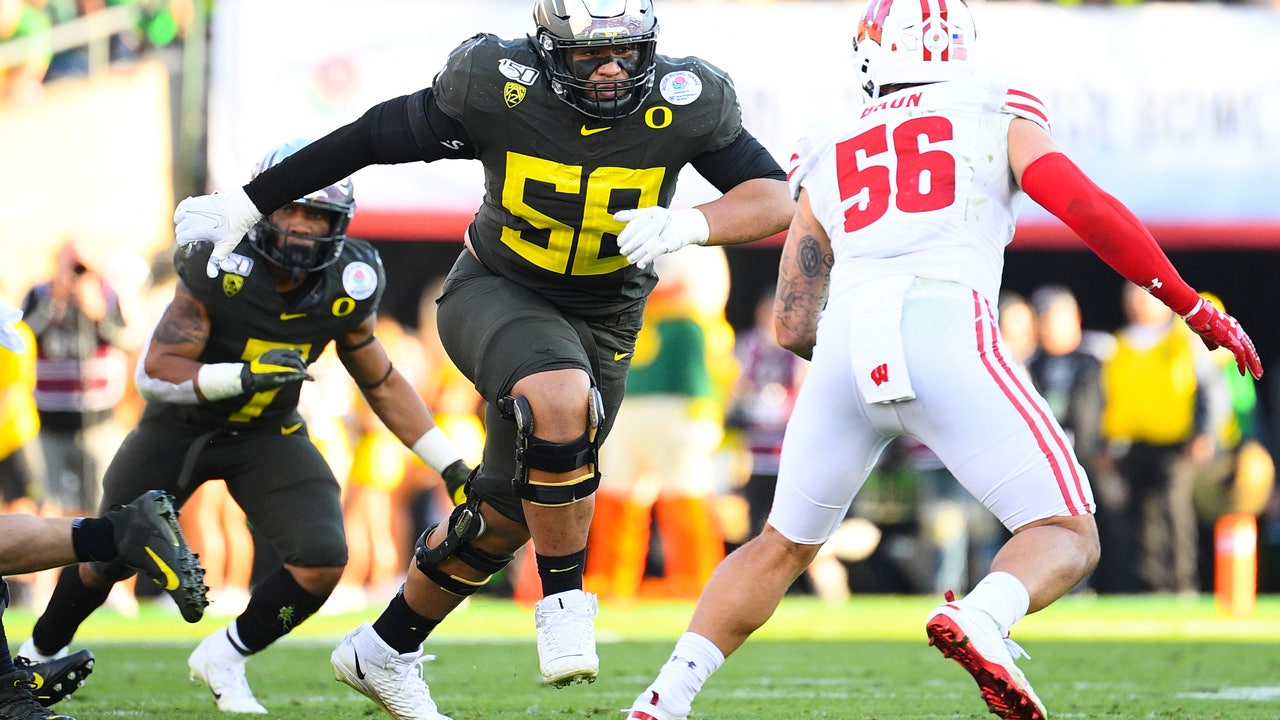 Lions pick Oregon OL Sewell 7th overall in NFL Draft