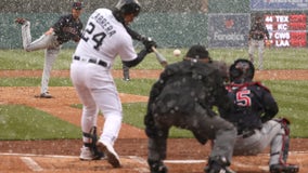 Cabrera homers off Bieber in snow, Tigers beat Indians 3-2