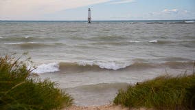 Lake Michigan beach alerts issued Memorial Day Weekend