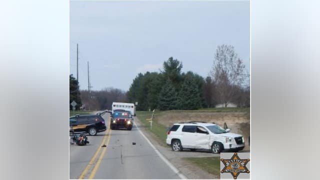 Oakland County motorcyclist dies after hitting SUV in Lapeer County