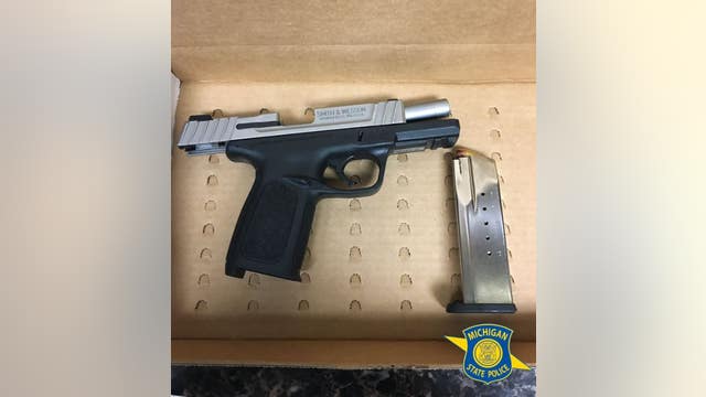 Police arrest man driving with open alcohol, gun in Royal Oak Township