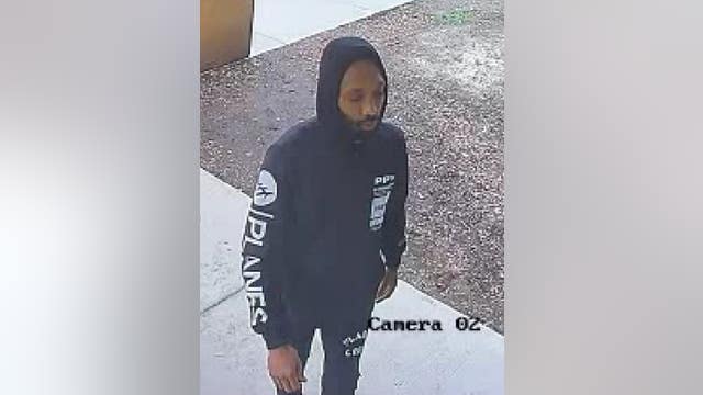 Detroit police seek men who shot victim before stealing his backpack