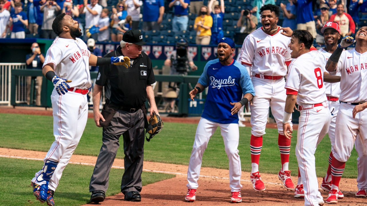 Dozier's two-run homer lifts the Royals to win over Detroit