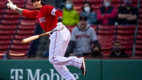 Cordero snaps slump, Red Sox hold on to beat Tigers 12-9