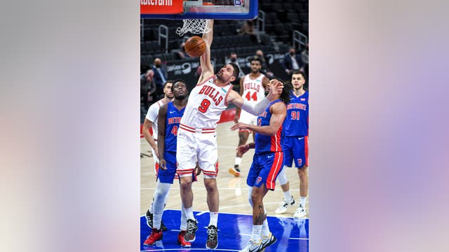 Vucevic's double-double, LaVine's 30 lead Bulls over Pistons