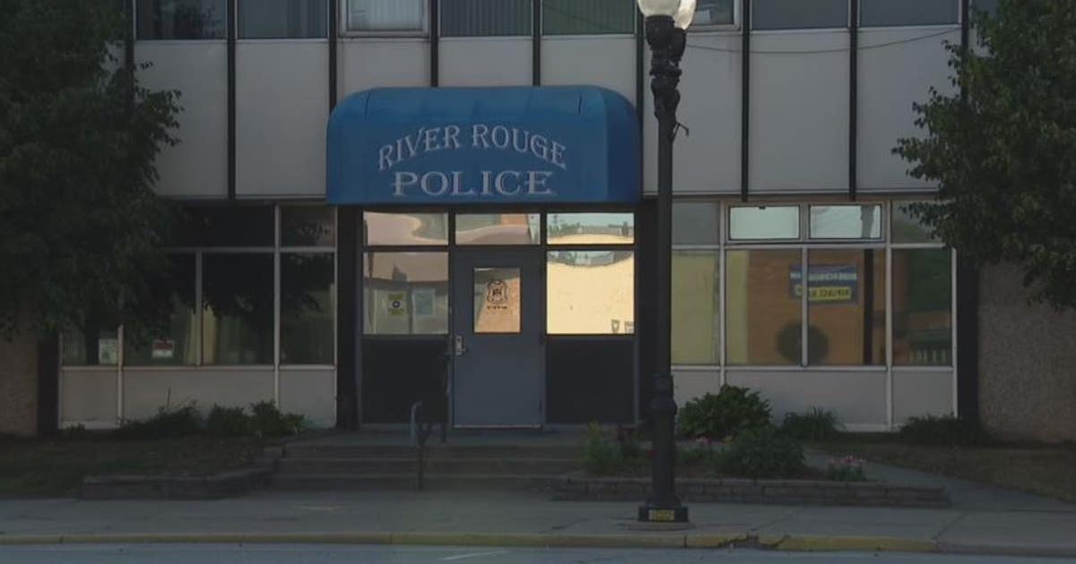 Suspect of stolen car out of Taylor flees River Rouge police before ...