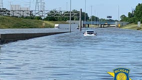 MSP: Don't go around barricades to drive through flooded freeways