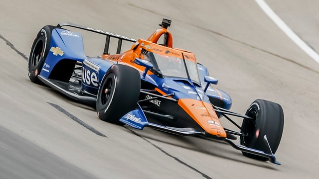 Felix Rosenqvist hospitalized after crash into wall at Belle Isle