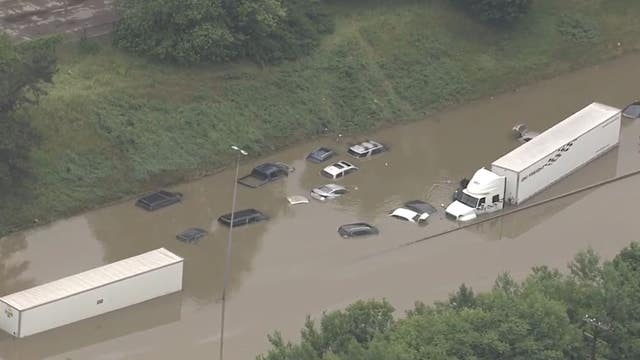 Detroit sets up emergency call center after flooding across city