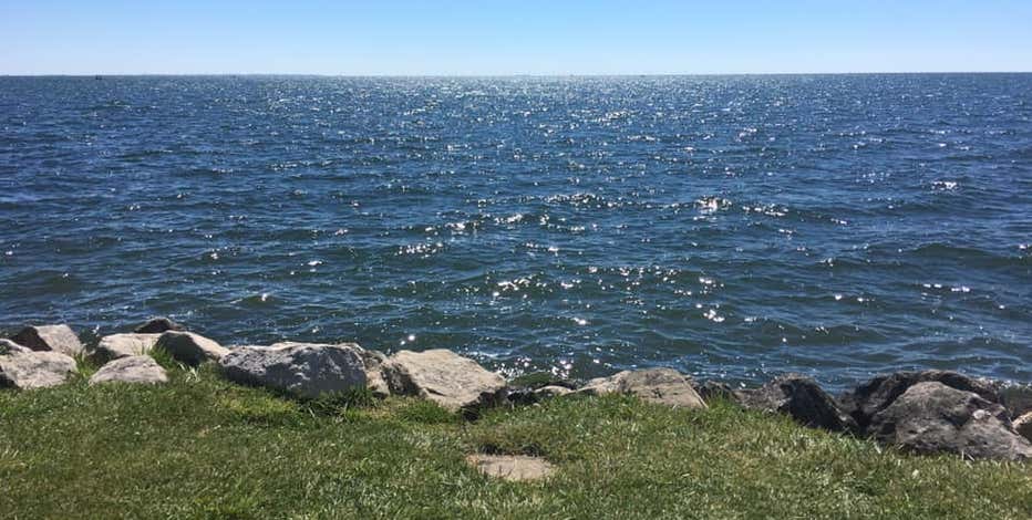 57-year-old swimmer drowns at Lake St. Clair Metro Park