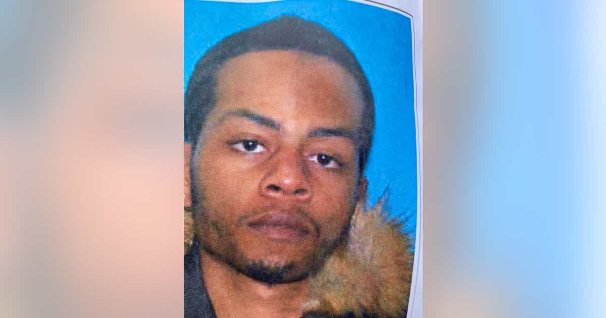 Detroit police search for suspected shooter after man killed, woman ...