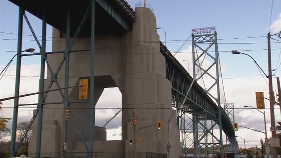 Ambassador Bridge shutdown cost auto industry $300 million